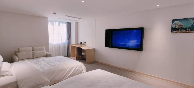 华驿精选酒店(南通叠石桥家纺城罗缦广场店)图片