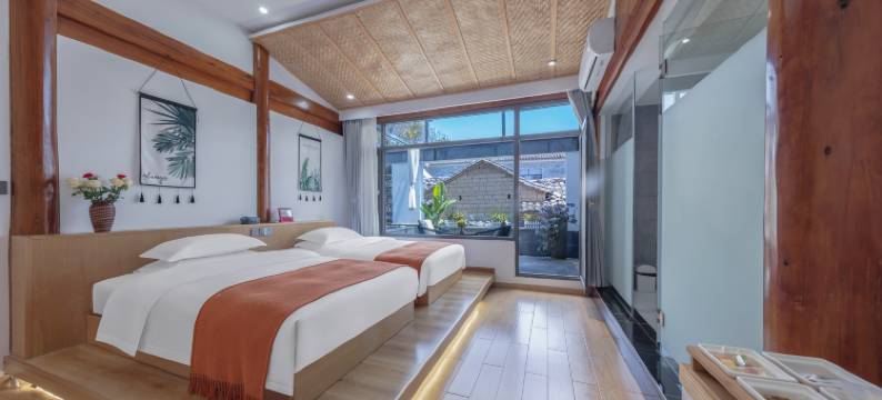 云间温泉湖畔民宿(和顺古镇野鸭湖店)图片