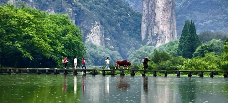 逸境・榴宿 | Luxury Nook・雅致山景悠享美宿(仙都景区店)图片