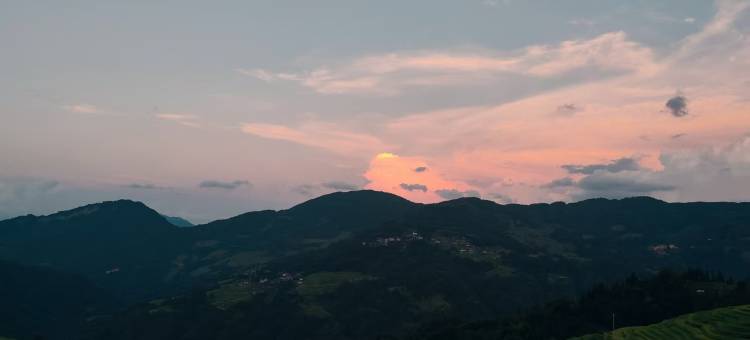 加榜梯田云水间客栈图片