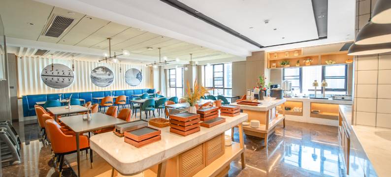 凯里亚德酒店(岳阳楼区高铁东站店)图片