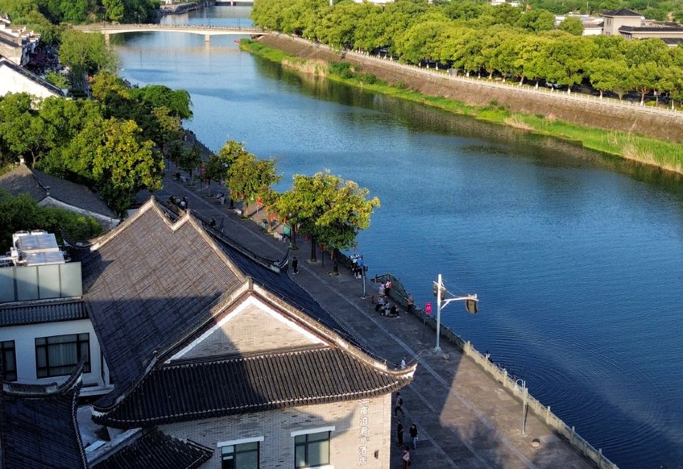 宁波溪口夜泊君亭酒店外景图