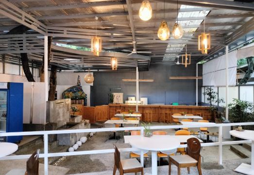 T House TagaytayHotel Overview