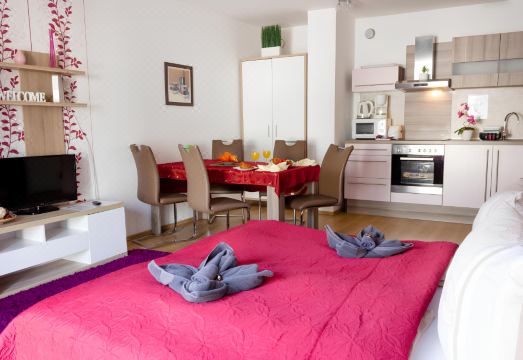 Budapest Center ResidenceHotel Overview