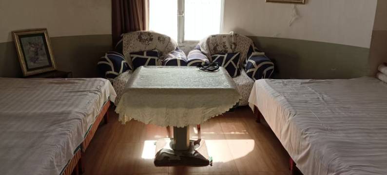 陇县德格都巴雅民宿图片