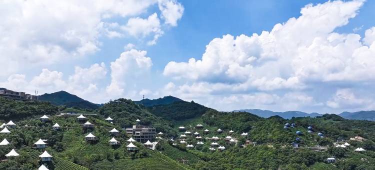 信阳何家寨露营基地图片