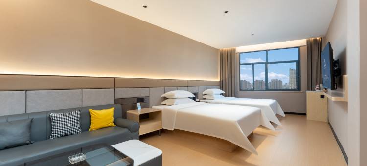 艺龙瑞云酒店(仙桃汉江路店)图片