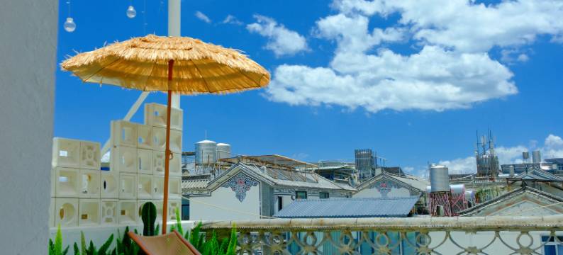 大理初见客栈图片