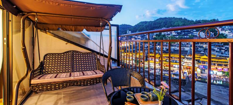 凤凰古色观景民宿(凤凰古城南华大桥店)图片