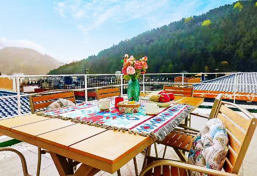 Your Garden Homestay Hotel Overview