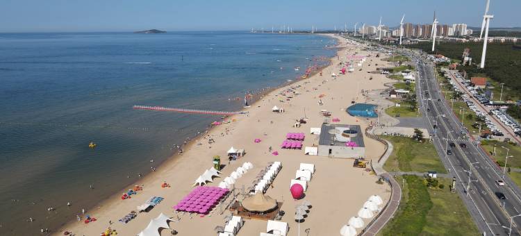 好来屋·HoIIywood海景度假民宿(那香海景区钻石沙滩浴场店)图片