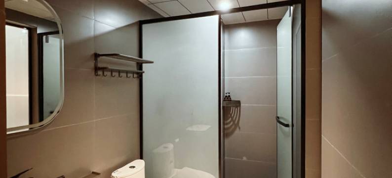 茫崖星际品质酒店(冷湖镇店)图片