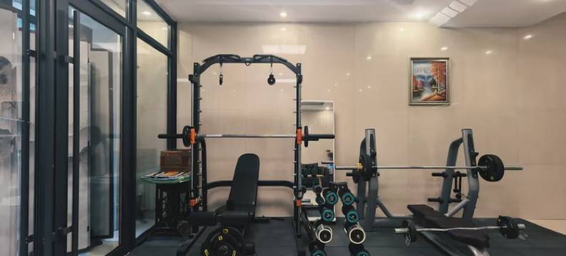 布尔津戈壁春天酒店图片