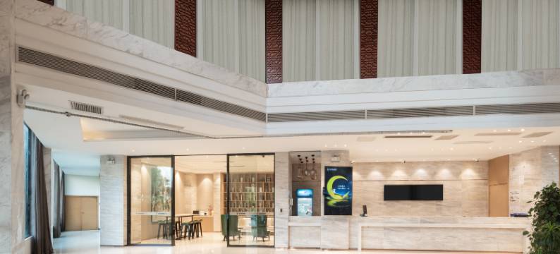 城市便捷酒店(武汉汉阳大街蔡甸广场地铁站店)图片