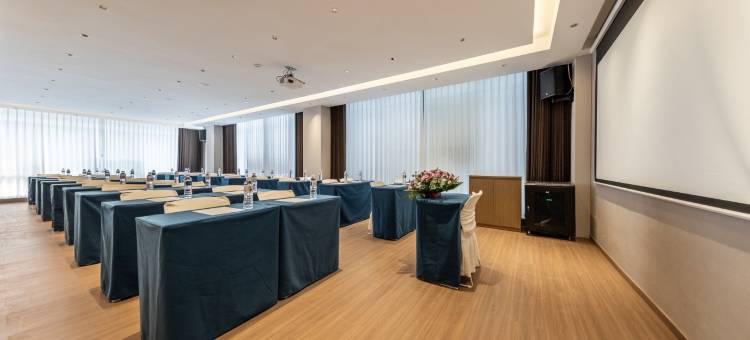 弥勒海湾瑞景温泉酒店(湖泉生态园湖泉半山温泉店)图片