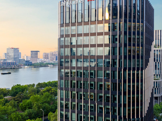 上海陆家嘴滨江中心城际酒店