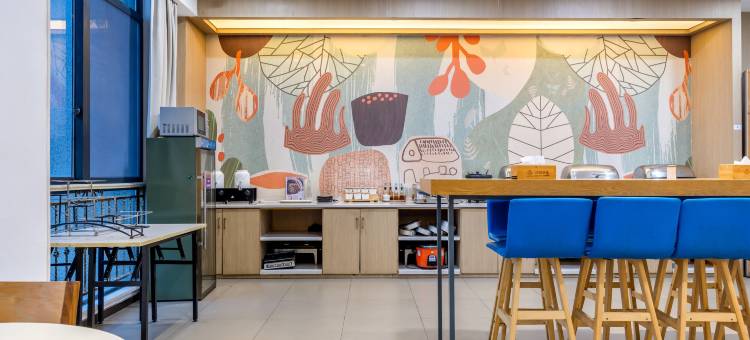 地平线电竞酒店(无锡长安哥伦布广场店)图片