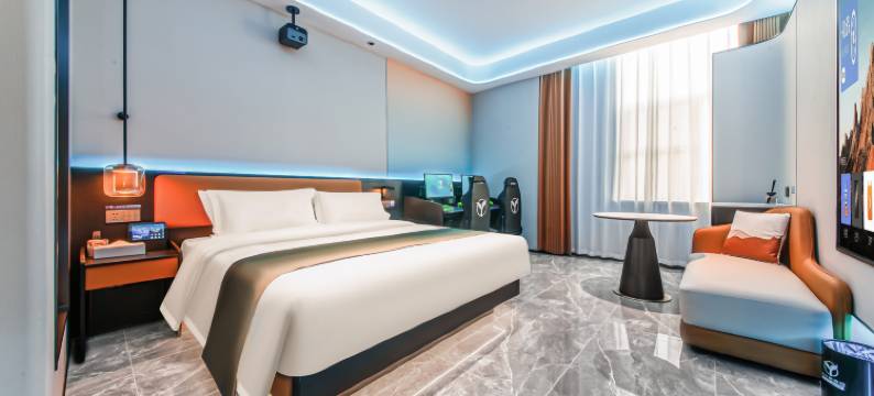 叶与晨电竞电影酒店(燕郊镇鑫乐汇店)图片