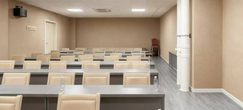 秋云果酒店(邯郸东站天鸿广场店)图片