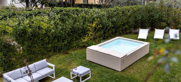 靠近佛罗伦萨的优质住宅，配有游泳池和健身房，位于普拉托(Great house with pool and gym near Florence. Prato)图片