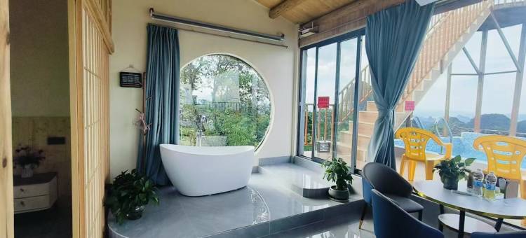 连南鸿运观景楼民宿(千年瑶寨景区店)图片