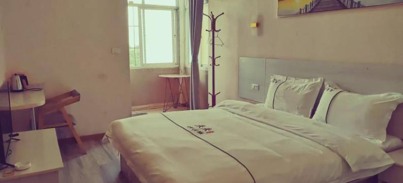 来来公寓(武汉纺织大学阳光校区江夏一中店)图片