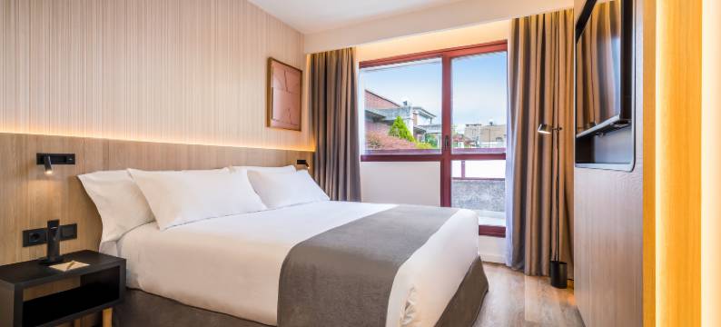 西班牙广场酒店 - 潘普洛纳(Occidental Pamplona)图片