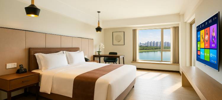 洛禾・云舍|一线河景Designer奢品酒店(珠江路美食广场万达店)图片