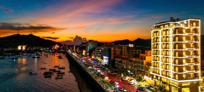 金峰·海景酒店(阳江东平珍珠湾店)图片