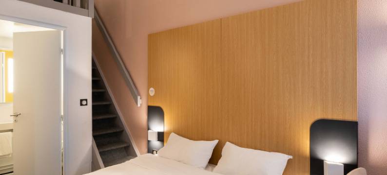 东瓦讷莫尔比昂海湾民宿酒店(B&B Hotel Vannes Est Golfe du Morbihan)图片