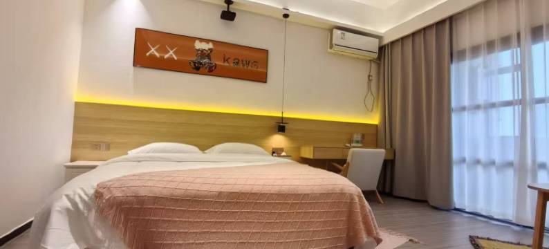 自然居民宿(南城天街店)图片