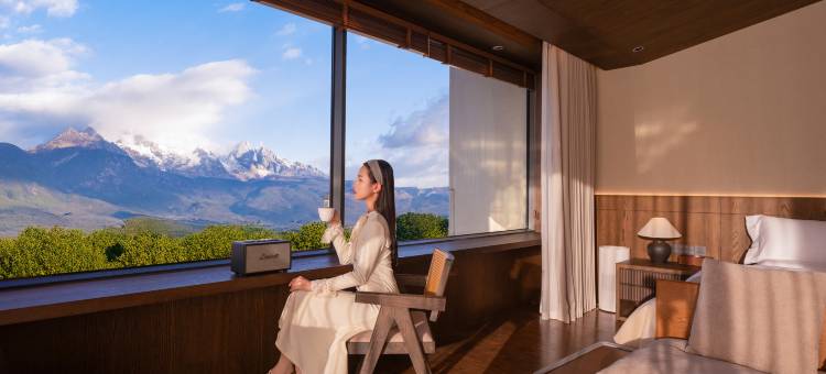 SUNNY｜晴山悦 • 日照金山空中花园野奢度假酒店(白沙古镇店)图片