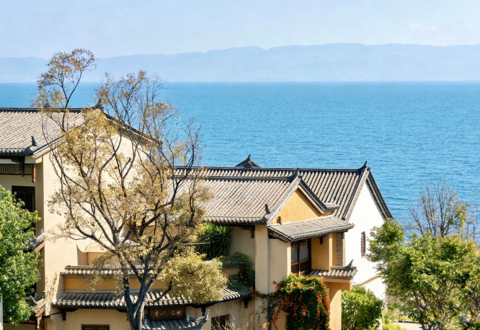 Qinghuan Inn over view
