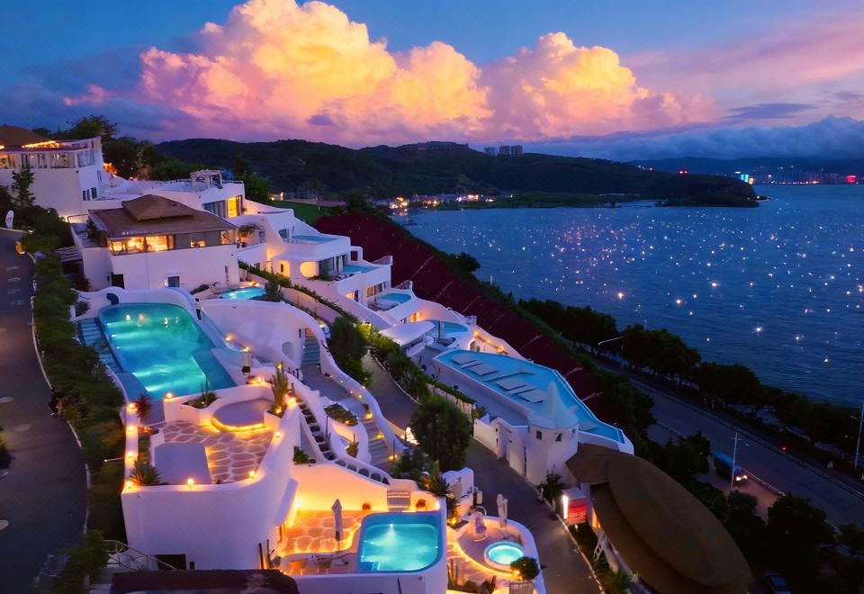 Songyun Skyline Seaview Holiday Hotel
