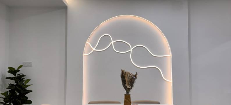 现代极简奶油风设计民宿 (Parit Raja)(Modern minimalist cream-colored themed Parit Raja)图片