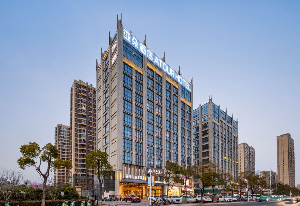 南通星湖亚朵酒店外景图