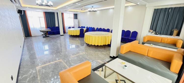 骏怡连锁酒店(安康天一城市广场店)图片