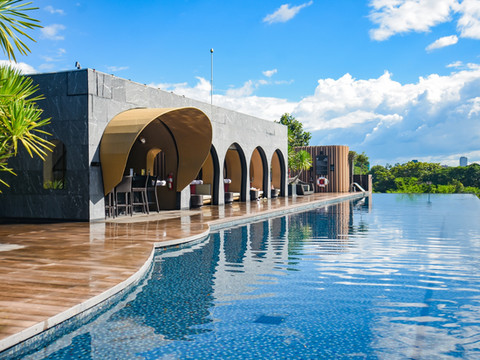 清迈寰庭河畔度假村