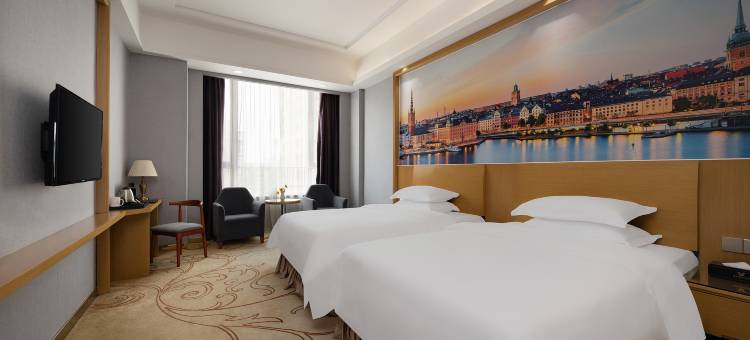 维也纳国际酒店·韶关佰旺广场近水楼台店图片