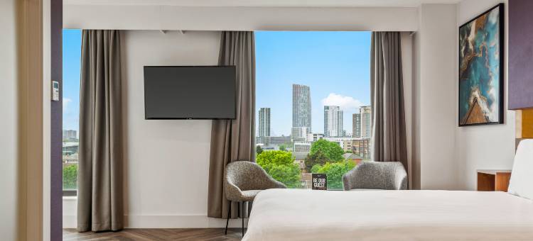 伦敦斯特拉特福酒店(Roomzzz London Stratford)图片