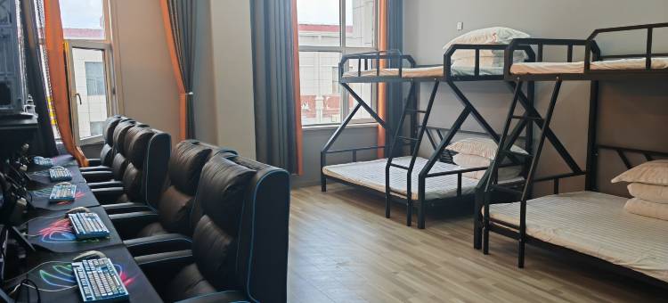 天峻兰斯电竞宾馆图片