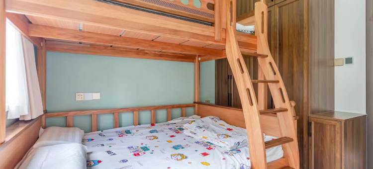 日照张小英海边花园小居(莱顿小镇店)图片