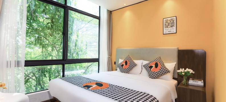 三亚欢槿酒店(商品街情人桥店)图片