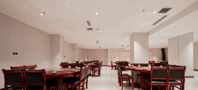 承德冠榕商务酒店(避暑山庄碧峰门店)图片