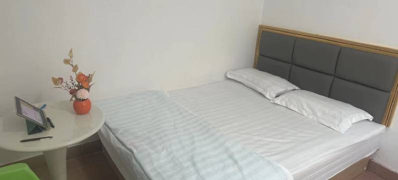 豪华住宿(百花小镇店)图片