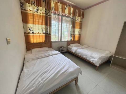 青川红苹果民宿