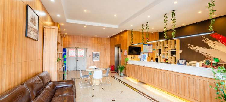 凯樾酒店(常州雪堰嬉戏谷店)图片