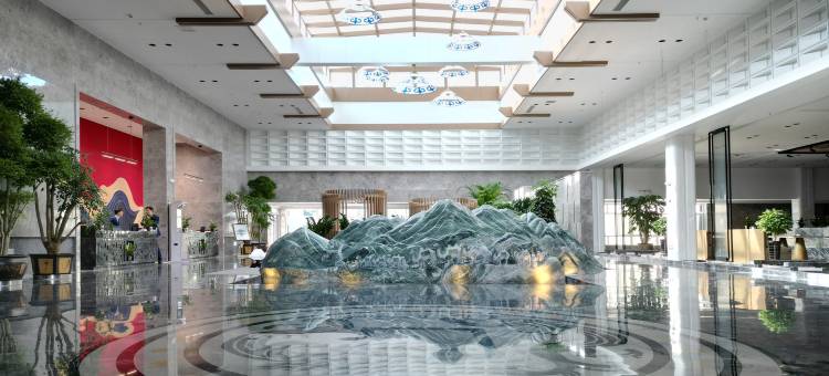 马鬃山龙旺国际酒店图片