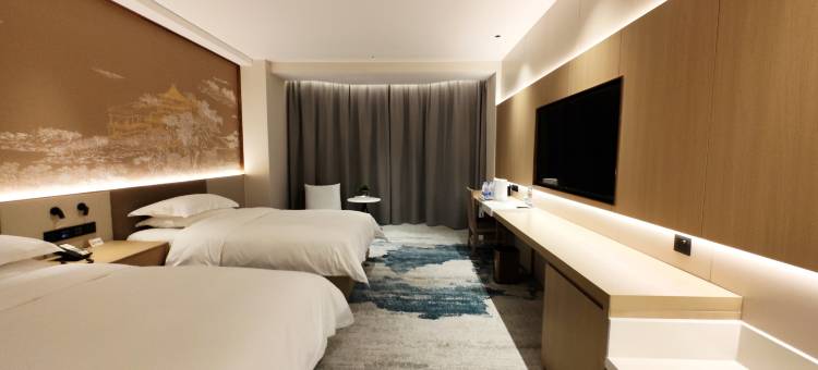 烟台毓璜顶宾馆(烟台火车站万达广场店)图片