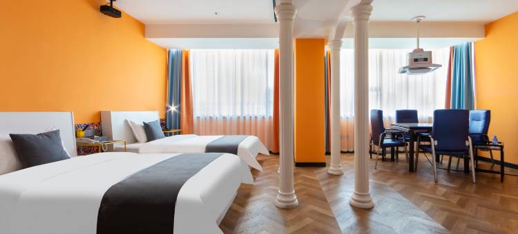 美美智能影院酒店(岳阳火车站步行街店)图片